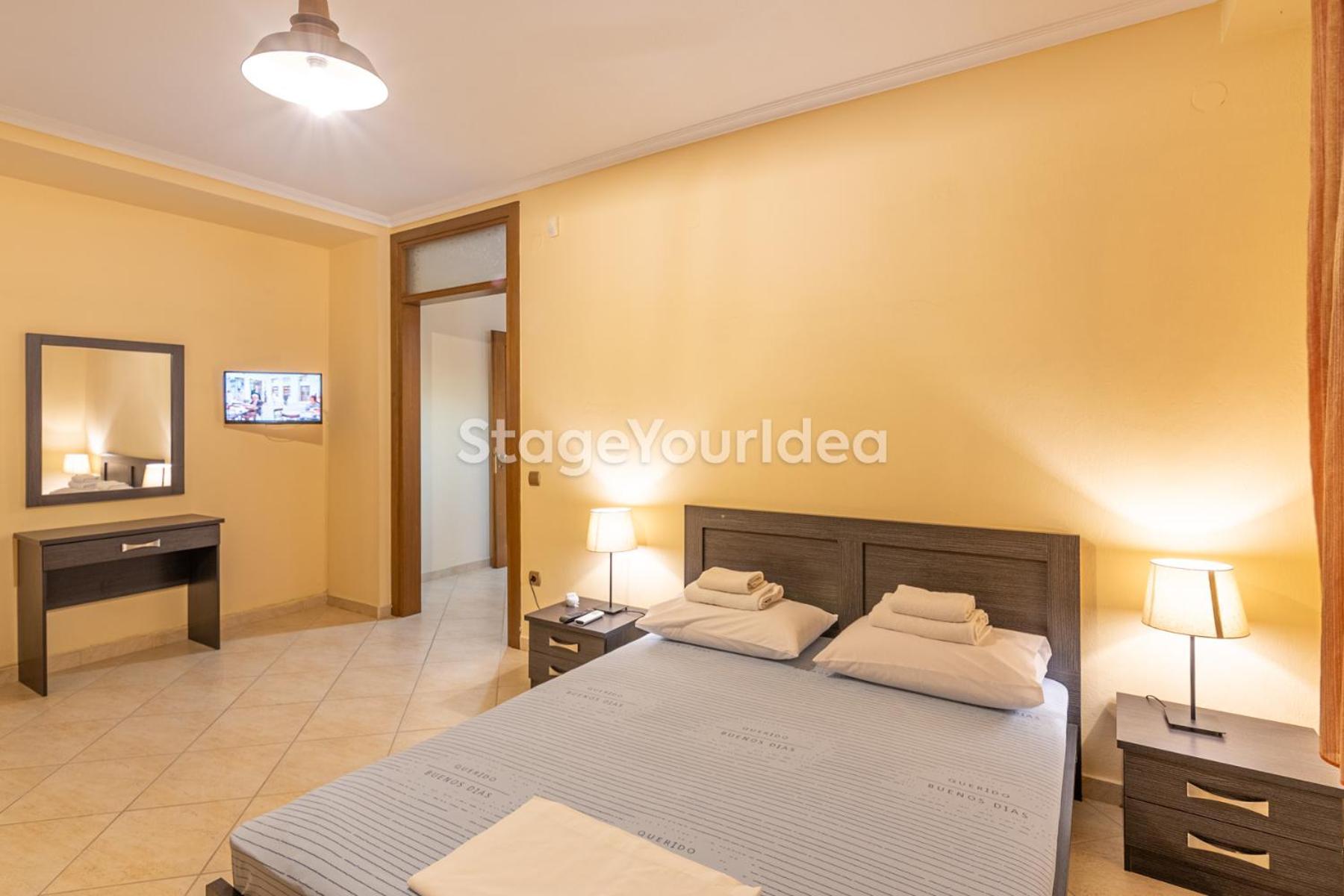 Luxury Appartment, Only 7 Minutes From Thessaloniki Airport And 15 Minutes From City Center ,For 8-23 People Also For Gatherings And Parties Neon Rysion Exterior foto